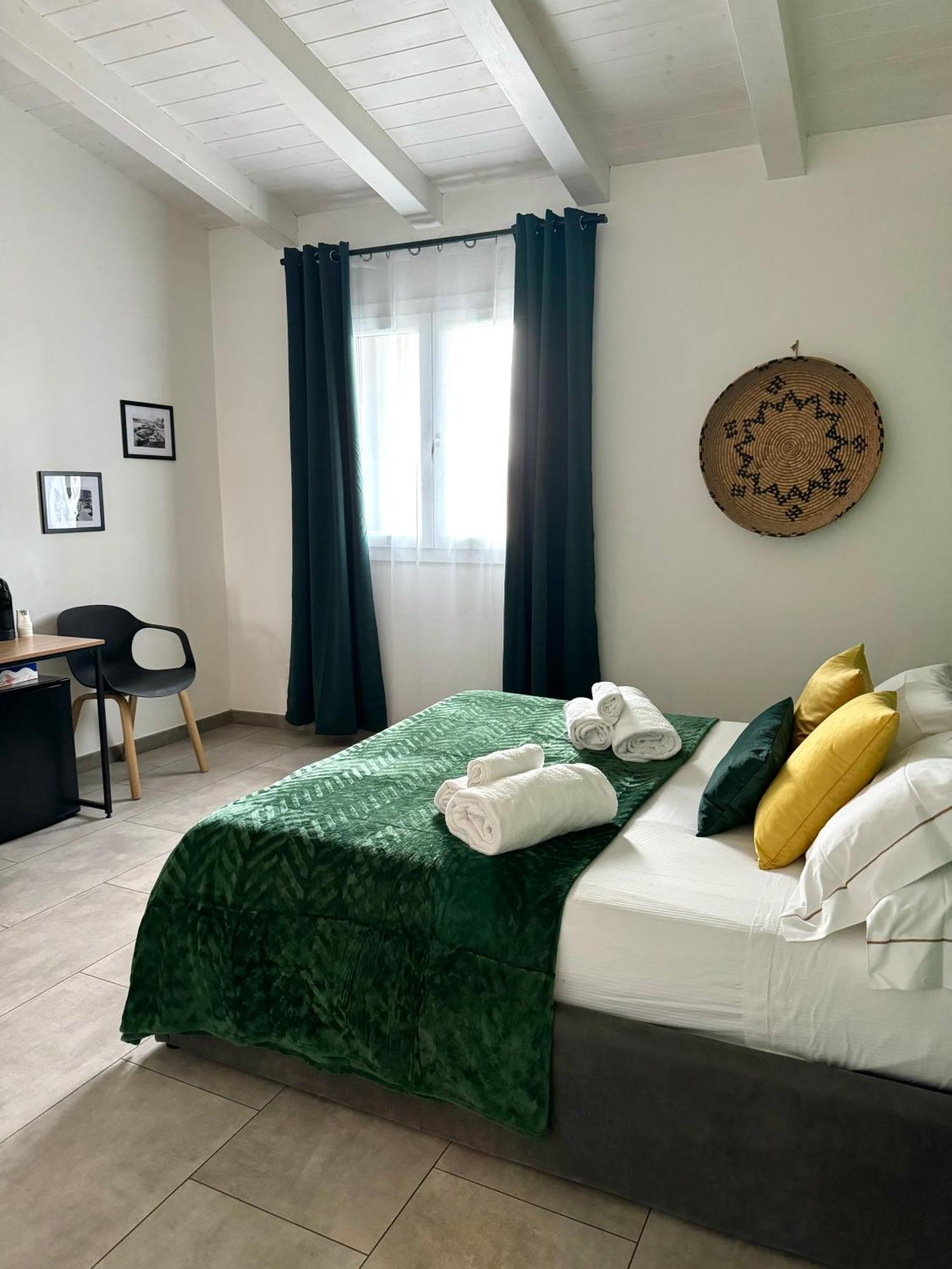 Citroom - Green City Rooms Olbia Zewnętrze zdjęcie